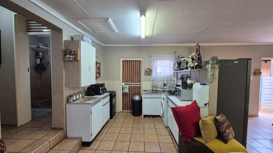 3 Bedroom Property for Sale in Roodia Free State